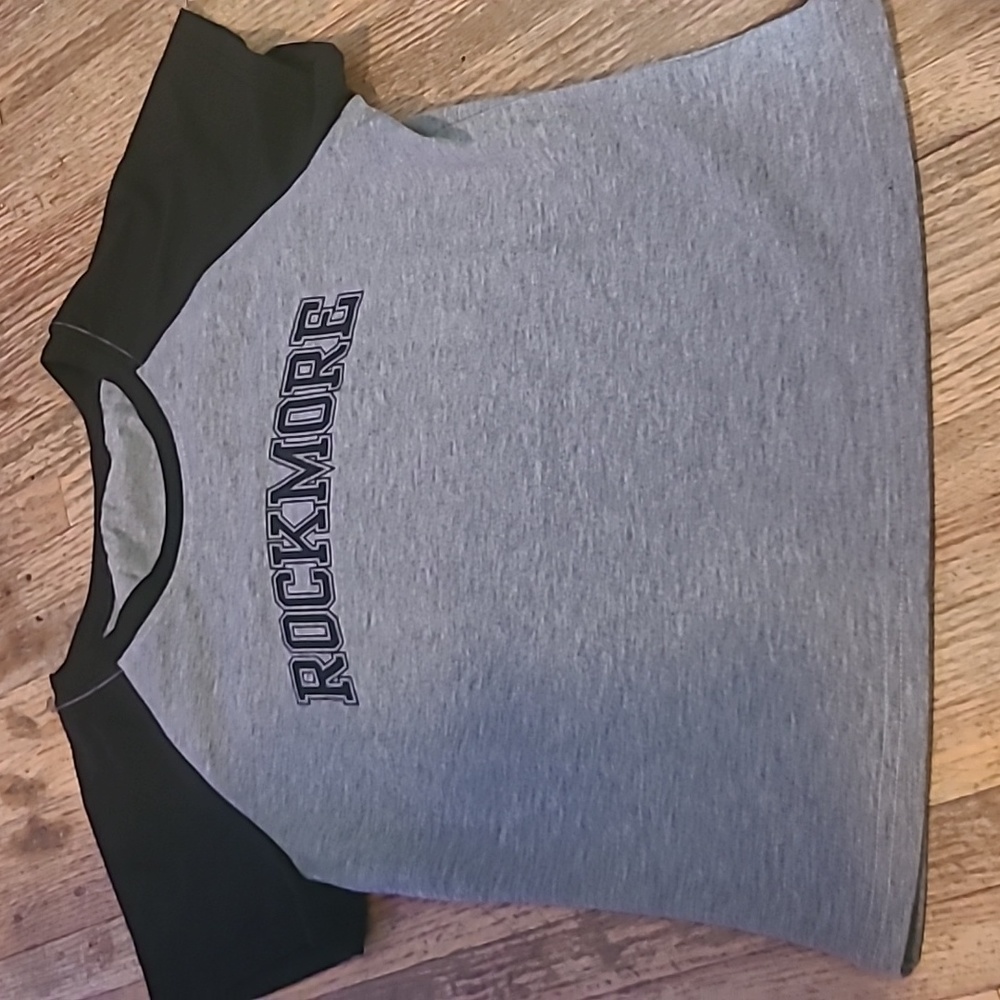 Cropped Tee